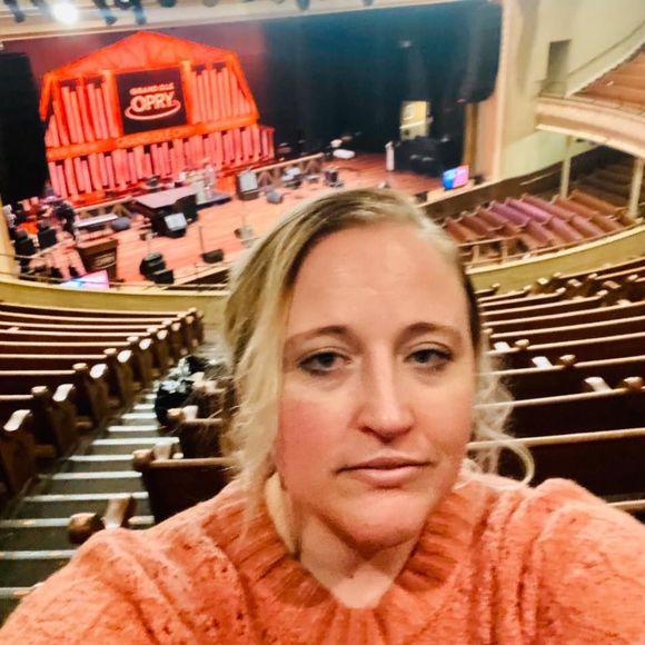 Meet your Posher, Krissy - Picture 1 of 1